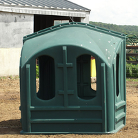 Hay hut feeder for round bale.