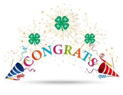4h clovers with congratulations